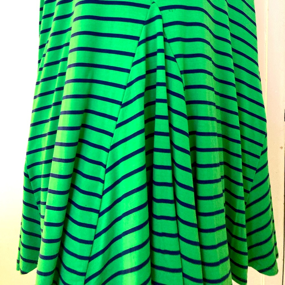 Green and navy striped skirt